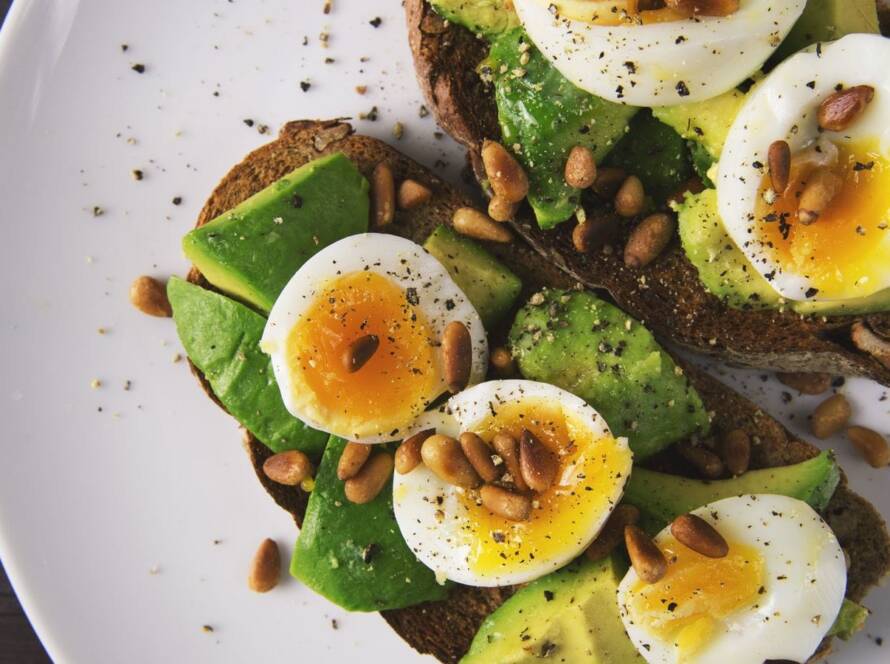 Proteínas animales y vegetales —carne, pescado, huevos, legumbres y frutos secos— comparadas para ganar masa muscular