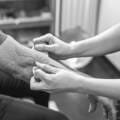 Codo de tenista (epicondilitis lateral): causas en pádel y gimnasio, y el tratamiento con más evidencia